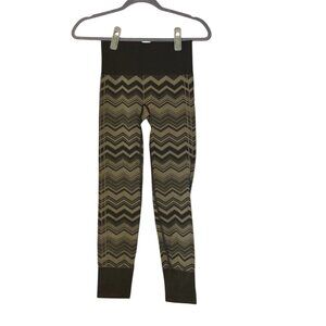 Lululemon Ebb To Street High-Rise Chevron Pattern Leggings Size 4 Black & Olive